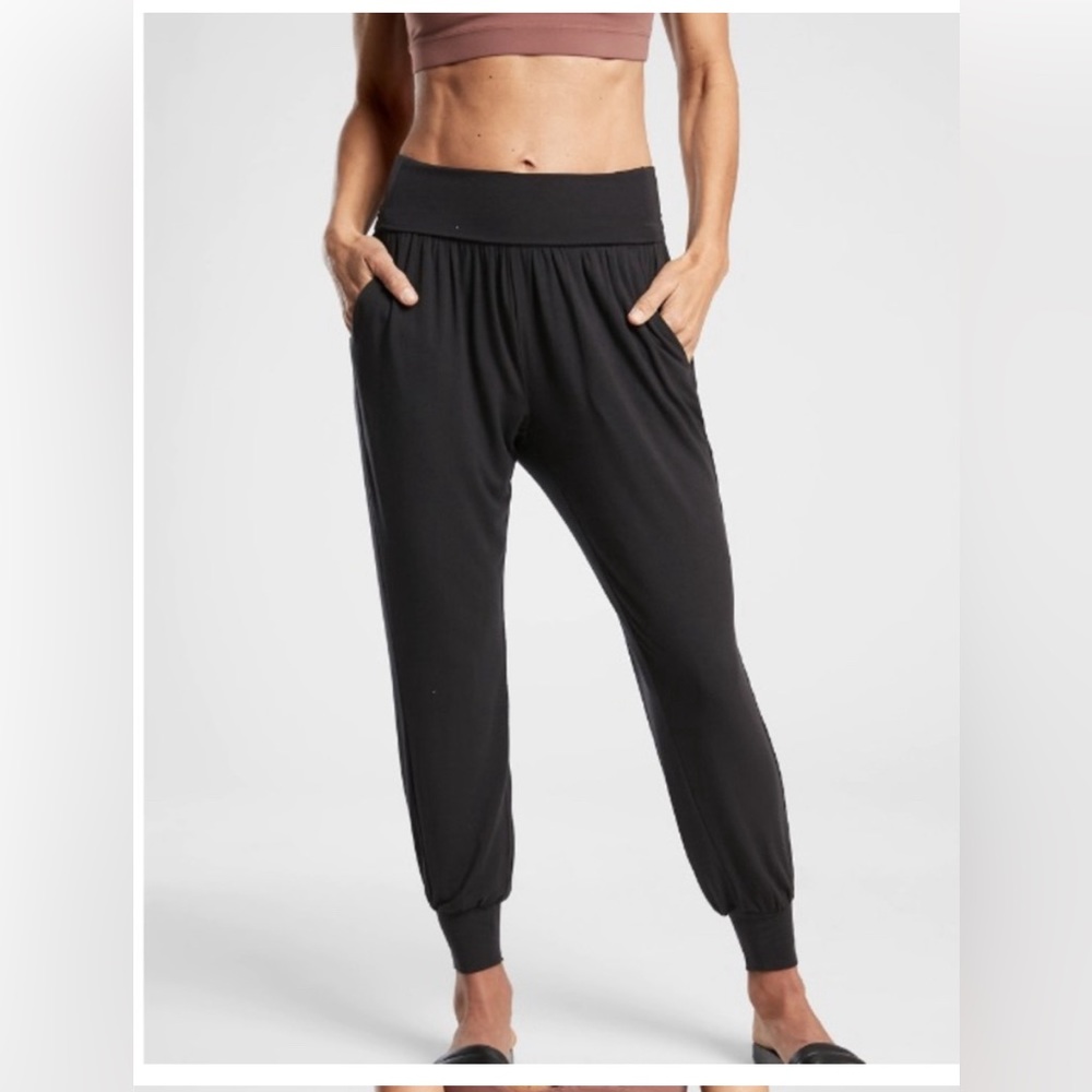 Athleta Studio Jogger XS Petite